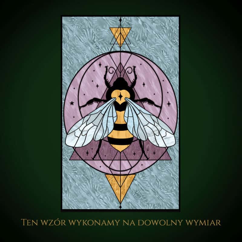 Nowoczesny witraż z pszczołą i geometrycznym wzorem.